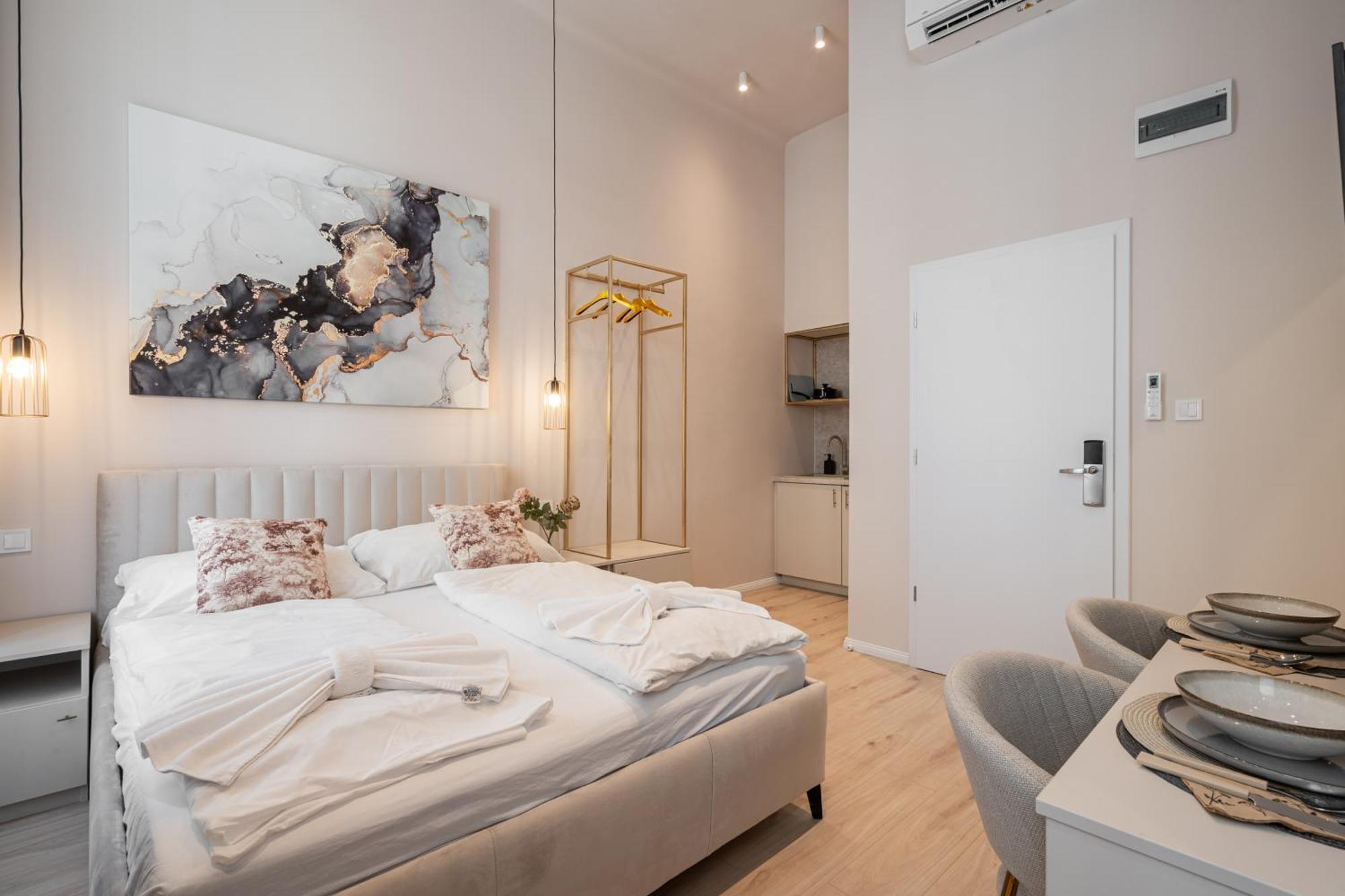 W30 - Wesselenyi Charming Apartment - Best Location By Bqa Budapest Exterior photo